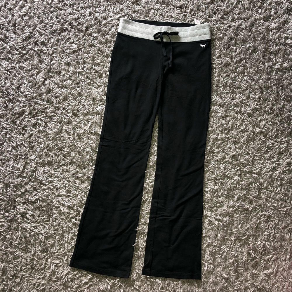 2016 Victoria’s Secret PINK Yoga Pants, Size M, New With Tags